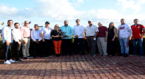 Ing Collado gana cl&aacute;sico Independencia en el V Centenario; fan&aacute;ticos establecen nuevo record en apuesta al pool