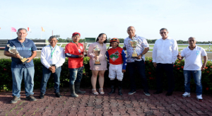 Puckett Gana Cl&aacute;sico "Felo Flores" y mantiene su invicto.