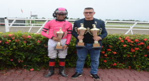 Counsellor gana Cl&aacute;sico Sprinters Nativos y hace historia en RD